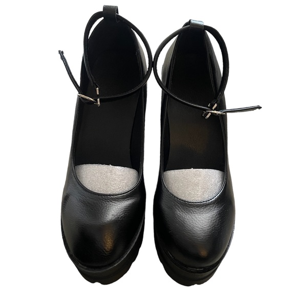 Platform Black Chunky Heels - Picture 10 of 12